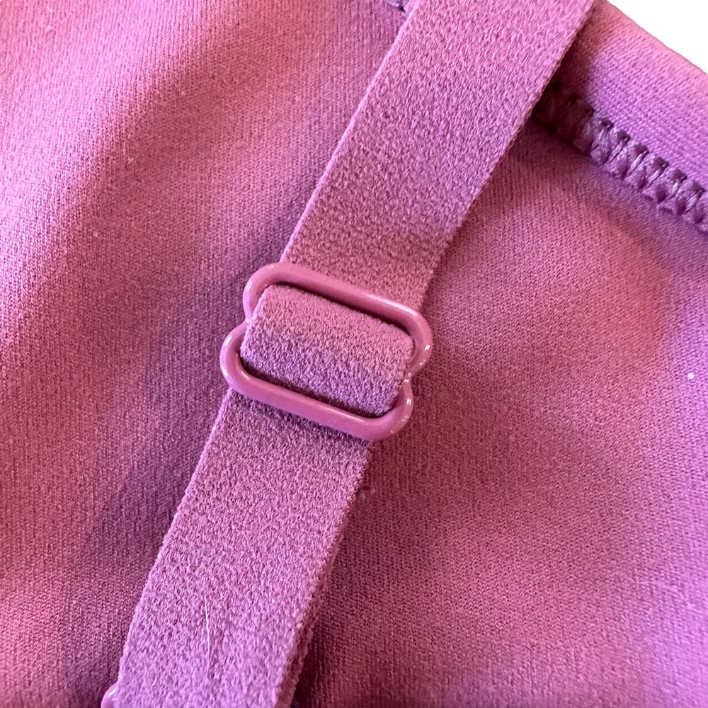 Gymshark Dark Pink Ruched Training Sports Bra Size Small - Picture 8 of 15